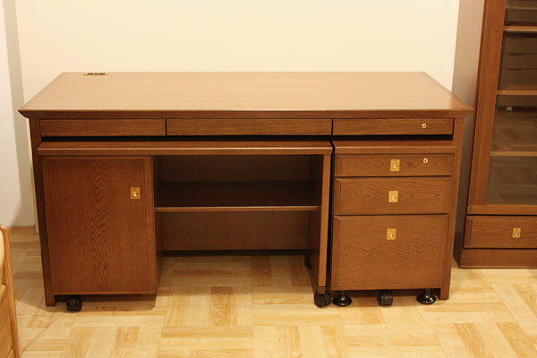 高級素材ミズナラ材の書斎机（静岡家具）【書斎家具通販】